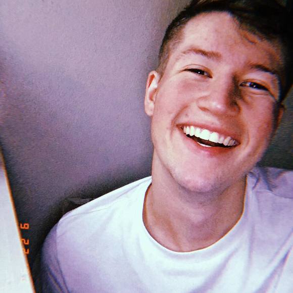 Meet your Posher, Devin - Picture 1 of 1